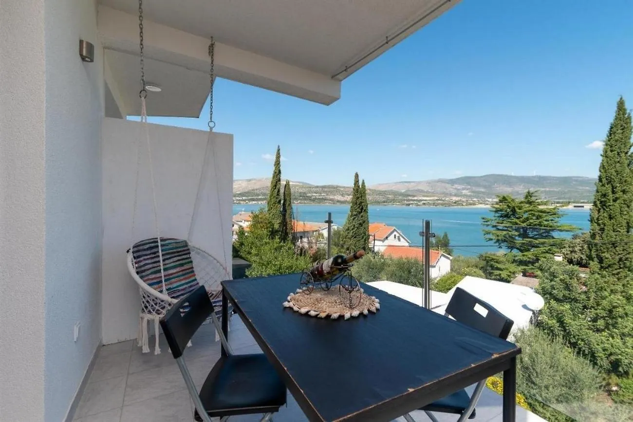 Family Friendly Apartments With A Swimming Pool Mastrinka, Ciovo - 23984 Trogir 0*,